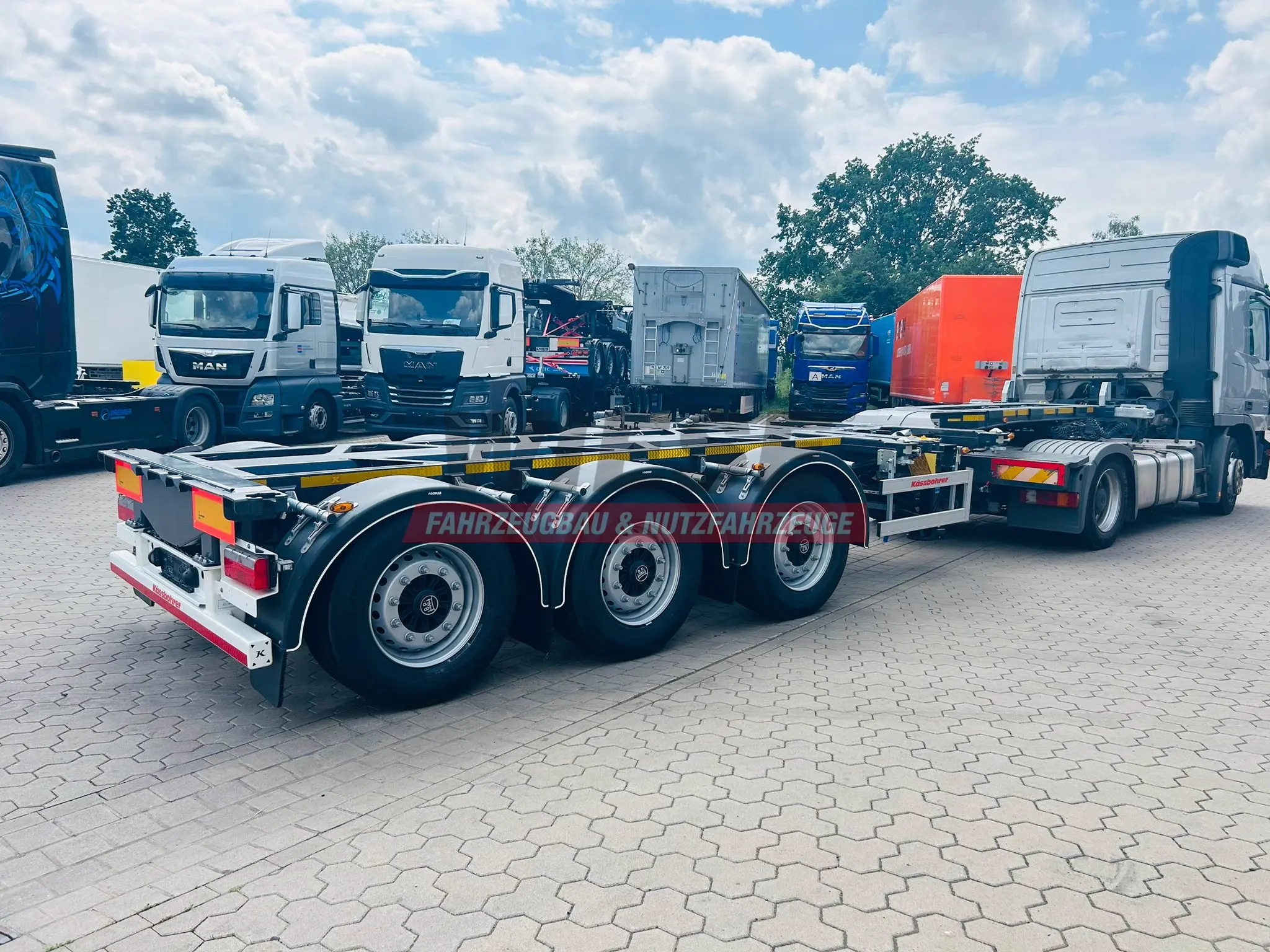 Kässbohrer K.SHG Multi Containerchassis ausziehbar
