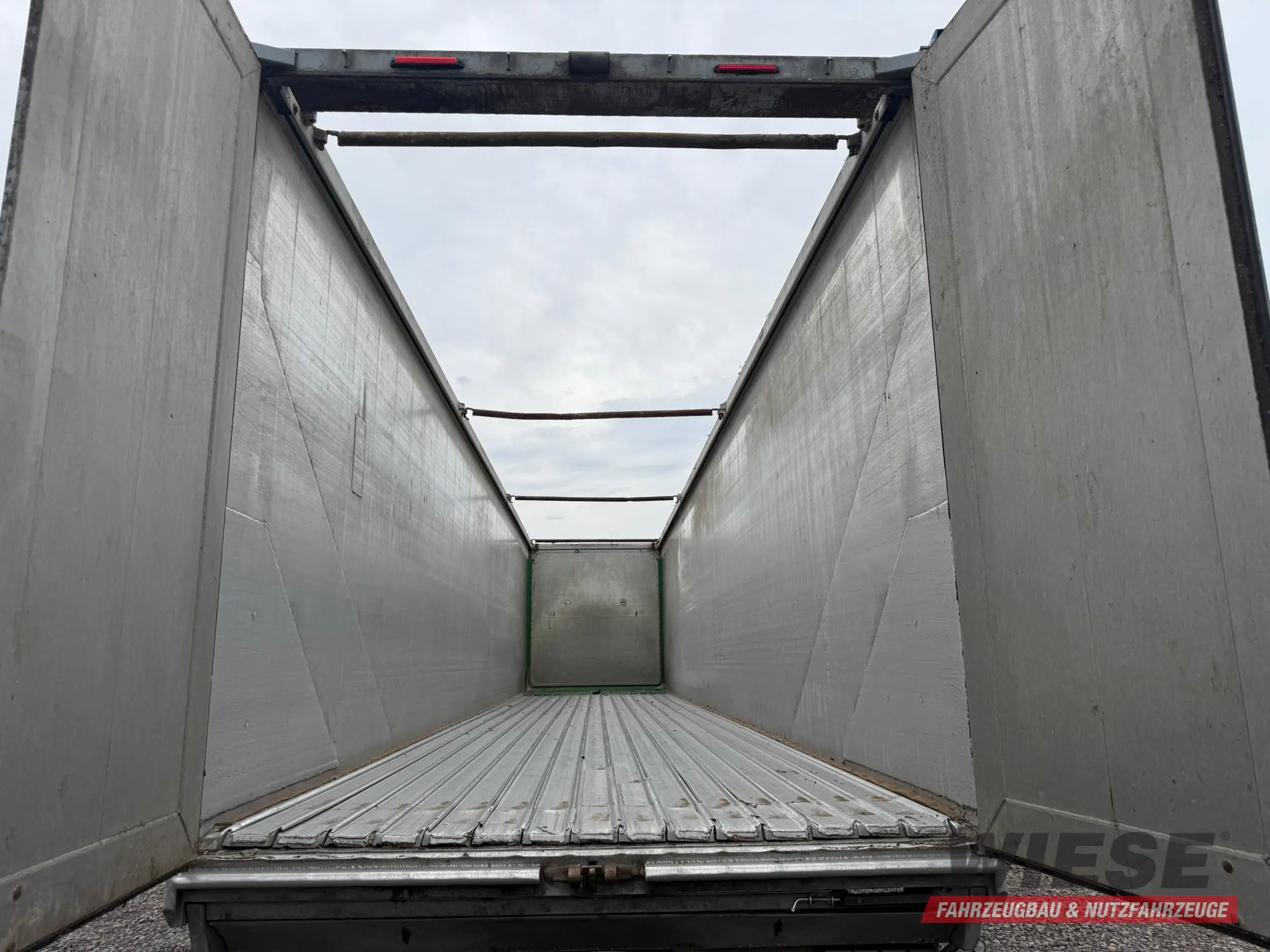 Knapen K100 Schubboden 92m³ HDI Boden ideal für Müll