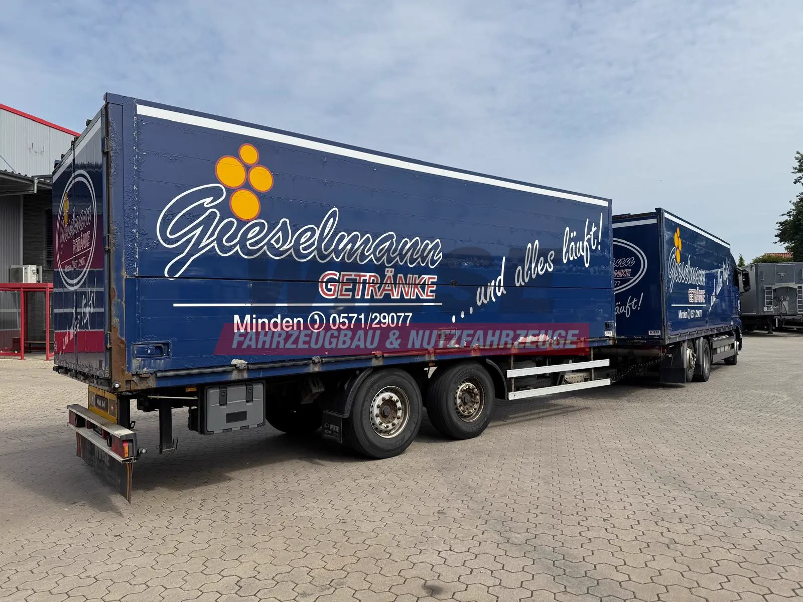 MAN TGA mit Kofferaufbau/Getränkeaufbau + Anhänger
