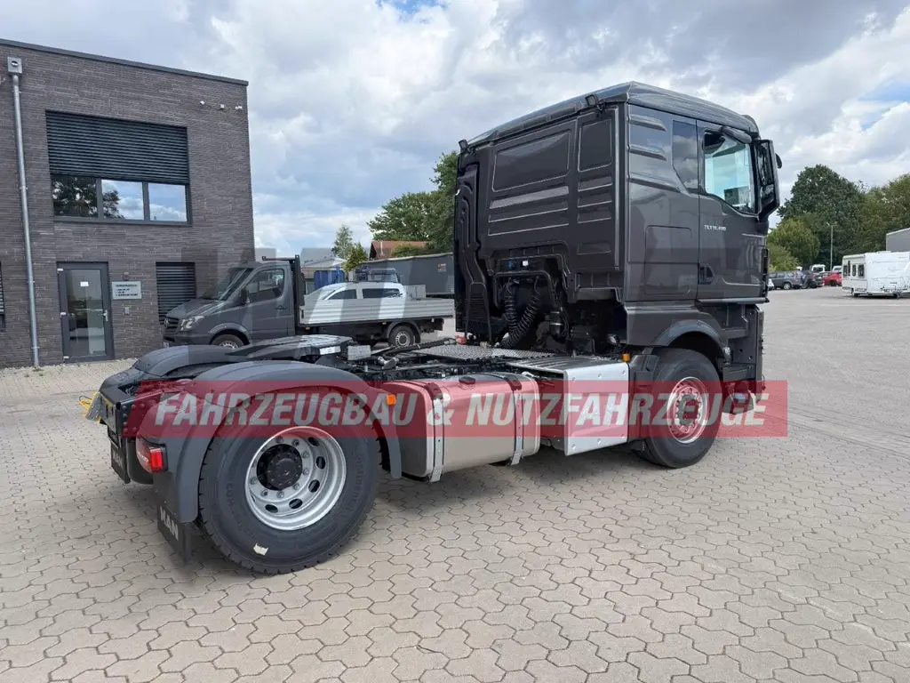 MAN TGX 18.480 4x4H HydroDrive mit Hydraulik