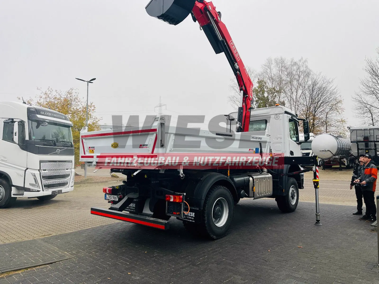 Mercedes-Benz Arocs 1835 4x4 Allrad Fassi F135 Kran Kipper