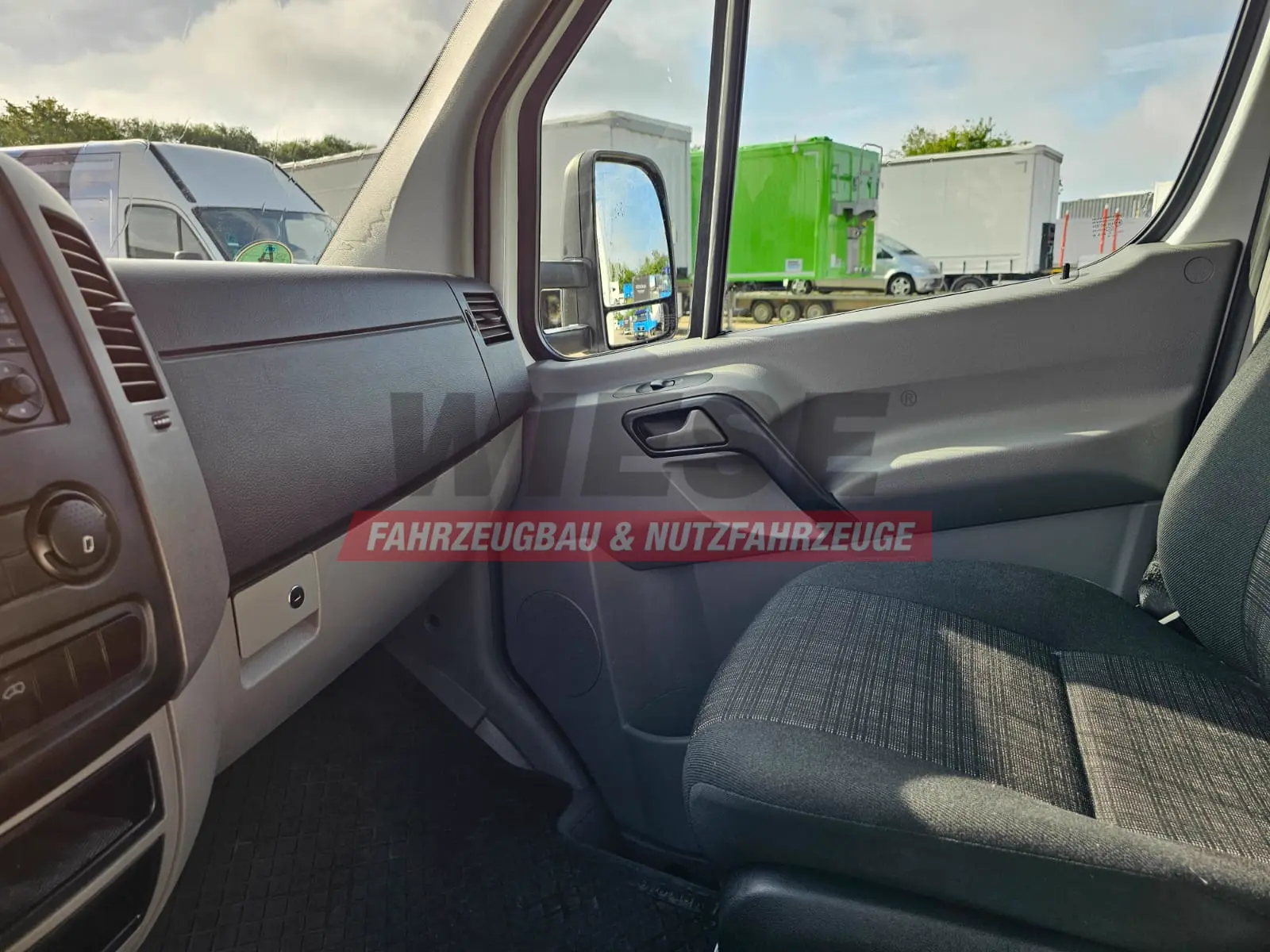 Mercedes-Benz Sprinter mit Kofferaufbau