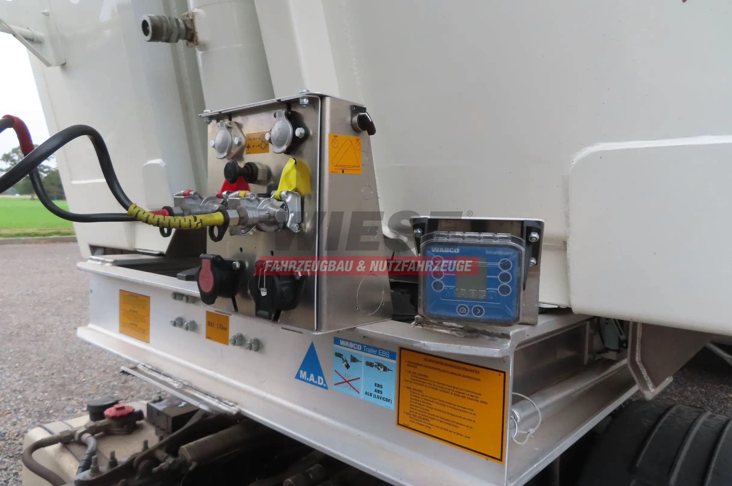 Benalu Benalu Agriliner 9500 H 2200 52m³