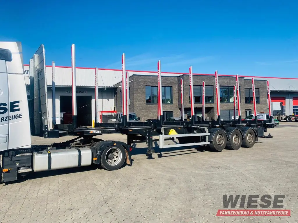 PAVIC Holzauflieger mit Schemel und Rungen