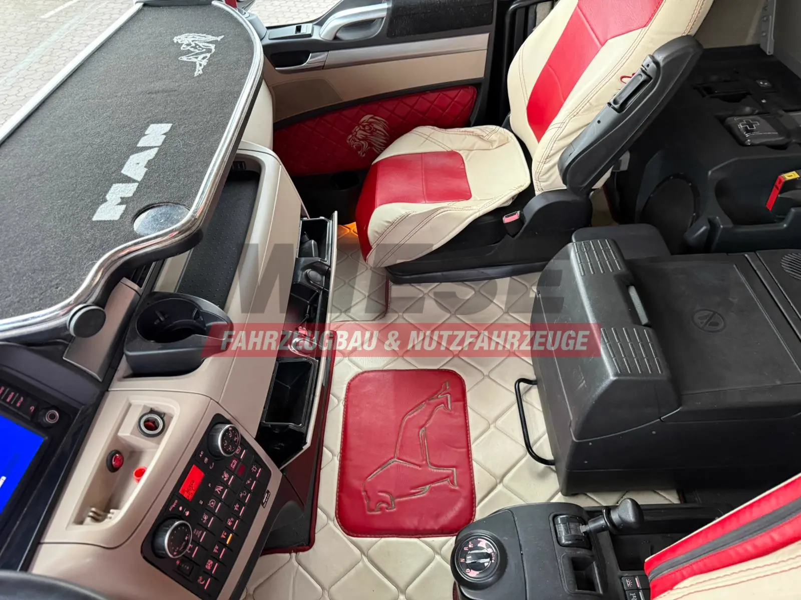 MAN TGX 26.500 6x2 Hydraulik Exklusiv Innenraum