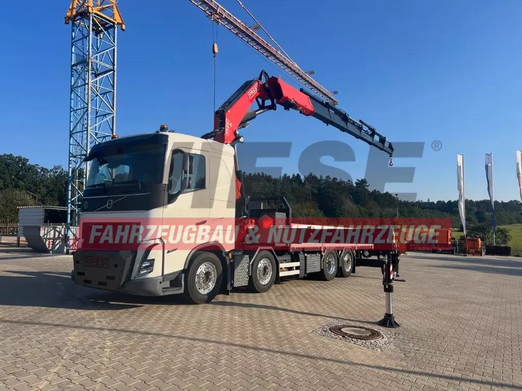 Volvo FH 500 8x2 Kran F710 RA2.26;Volvo FH 500 8x2 Kra