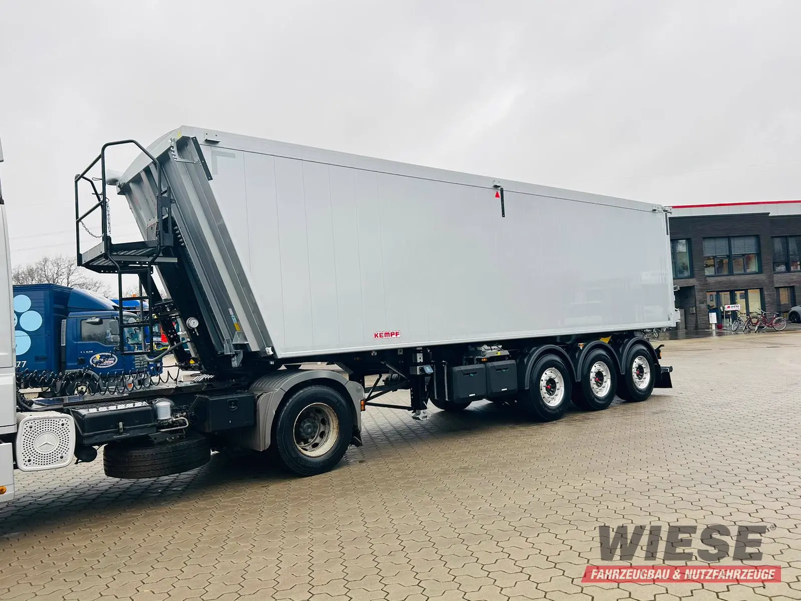 Kempf SKM 36/3 AK 3-Achs Alu Sattelkipper 50m³
