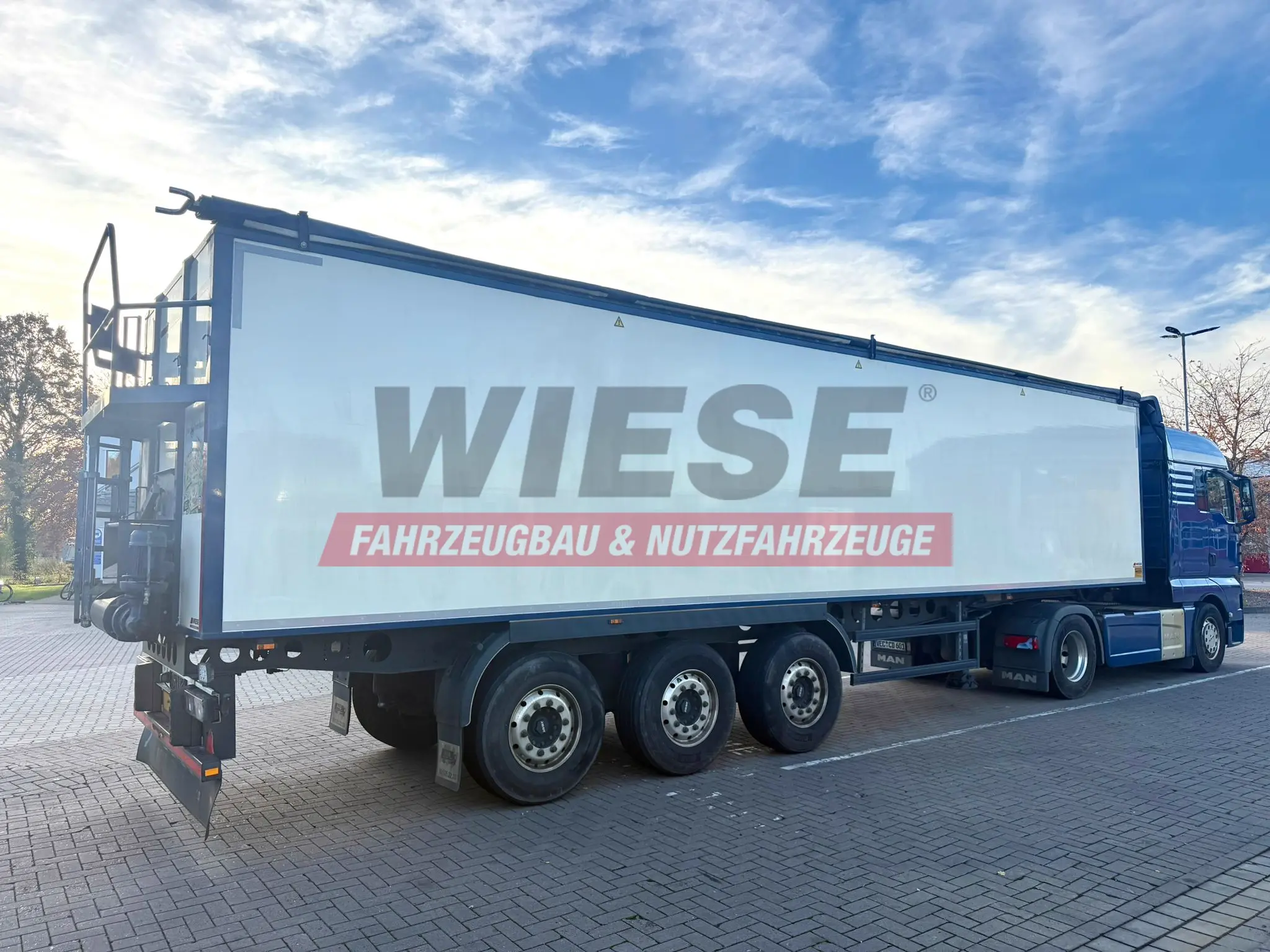 Wiese Kartoffelbandauflieger