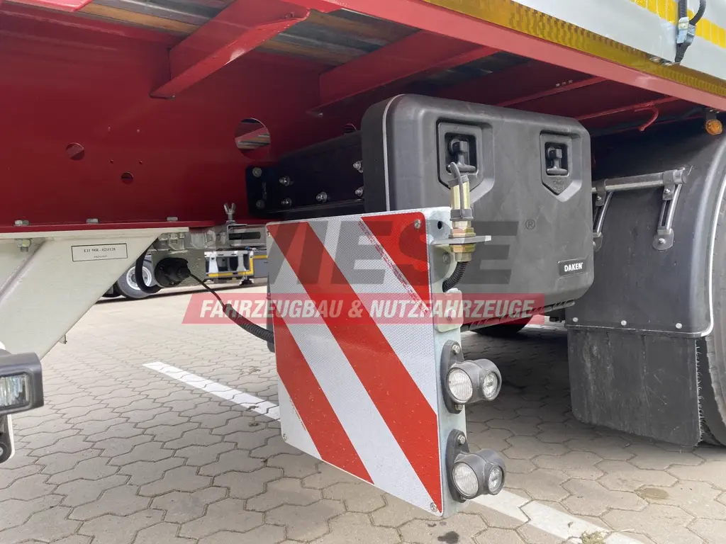 Kässbohrer K.SPO Libner Open Box