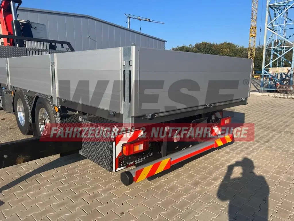 Volvo FH 500 8x2 Kran F710 RA2.26;Volvo FH 500 8x2 Kra