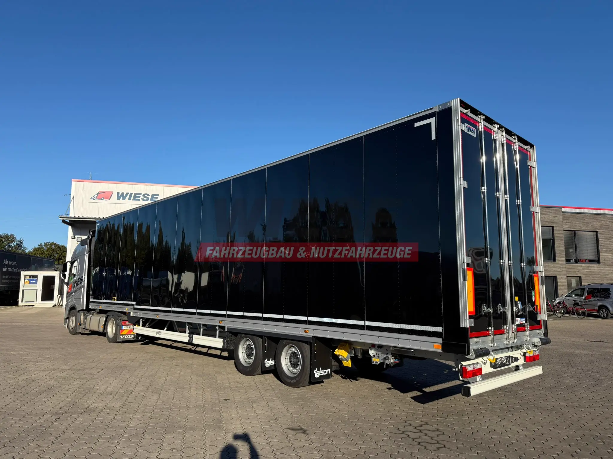 Talson Mega Kofferauflieger 99m³