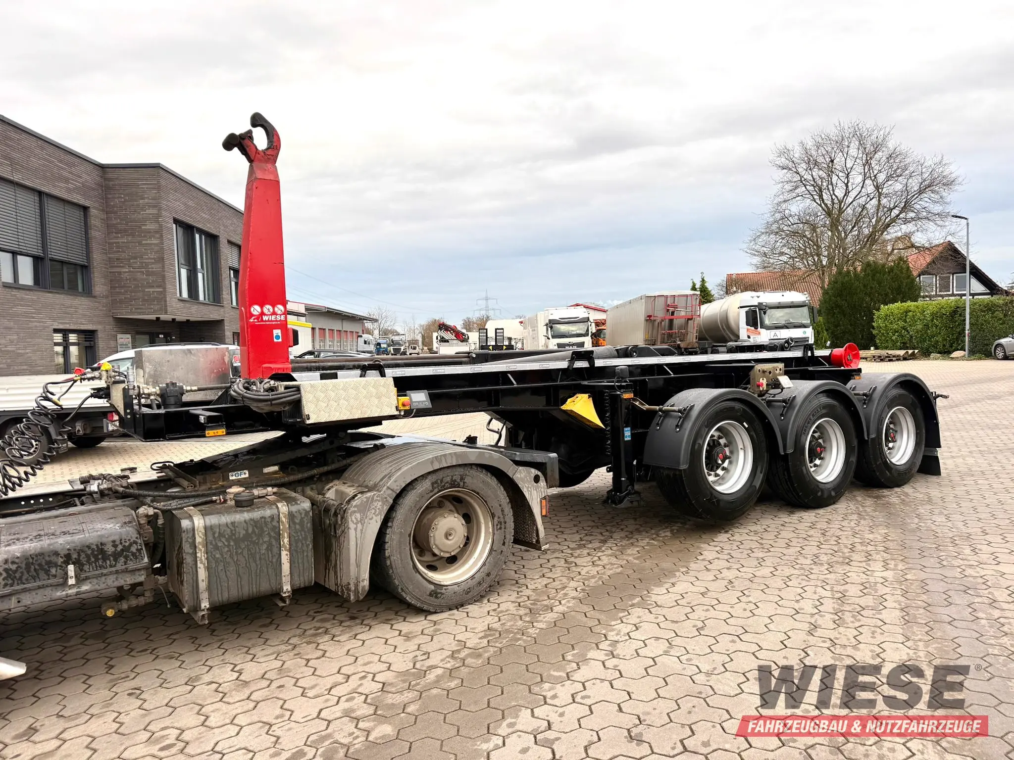 Andere Wiese SA 3 - 36 AK 30 Abrollkipper Hakenlift