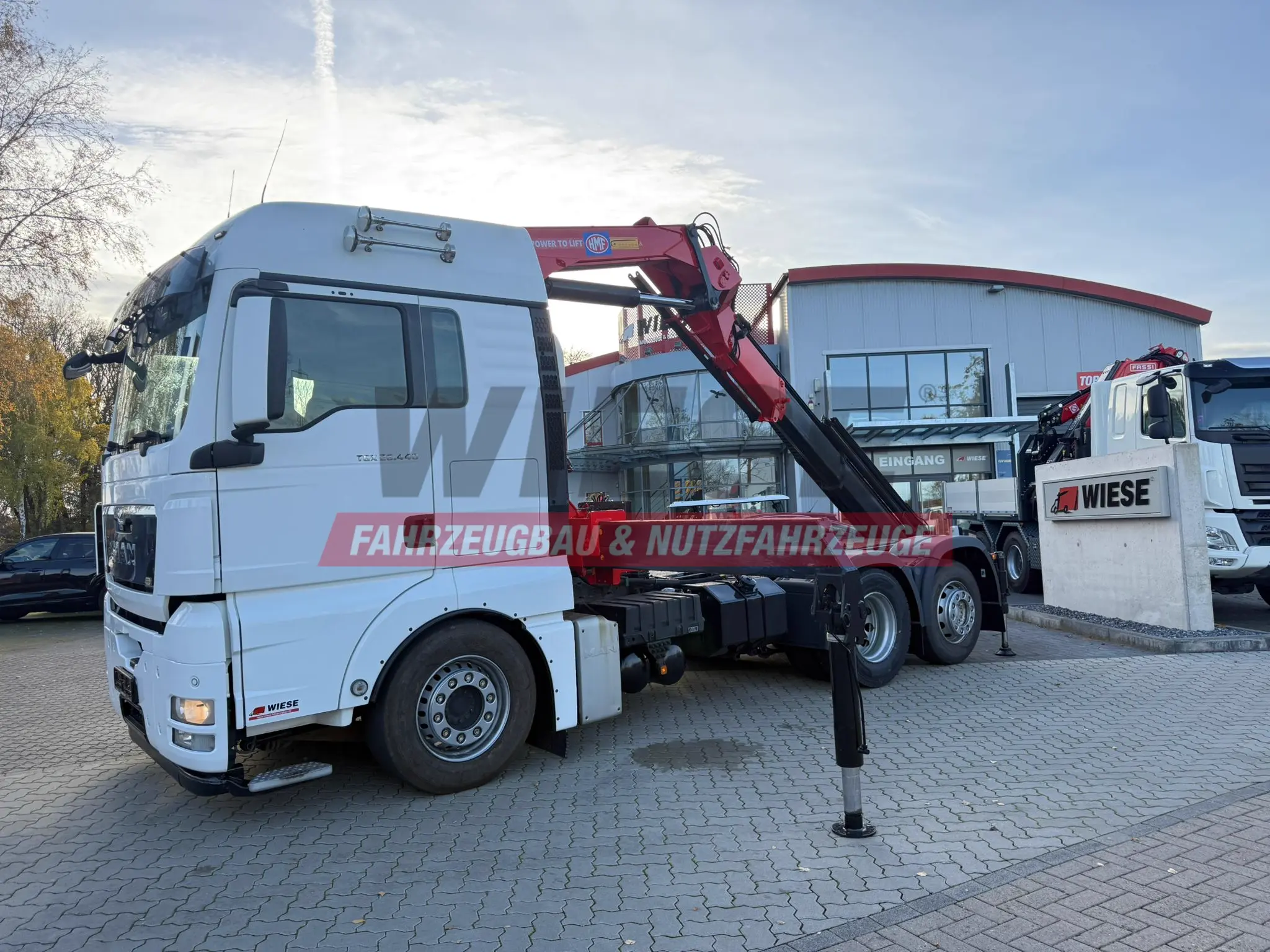 MAN TGX 26.440 6x2 mit HMF 3000-5 Kran TÜV NEU