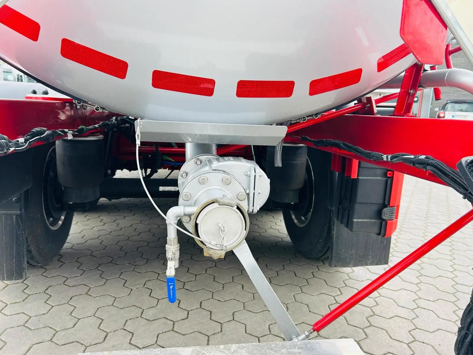 Kässbohrer STS.SS Edelstahl Tankauflieger Bitumen 32m³