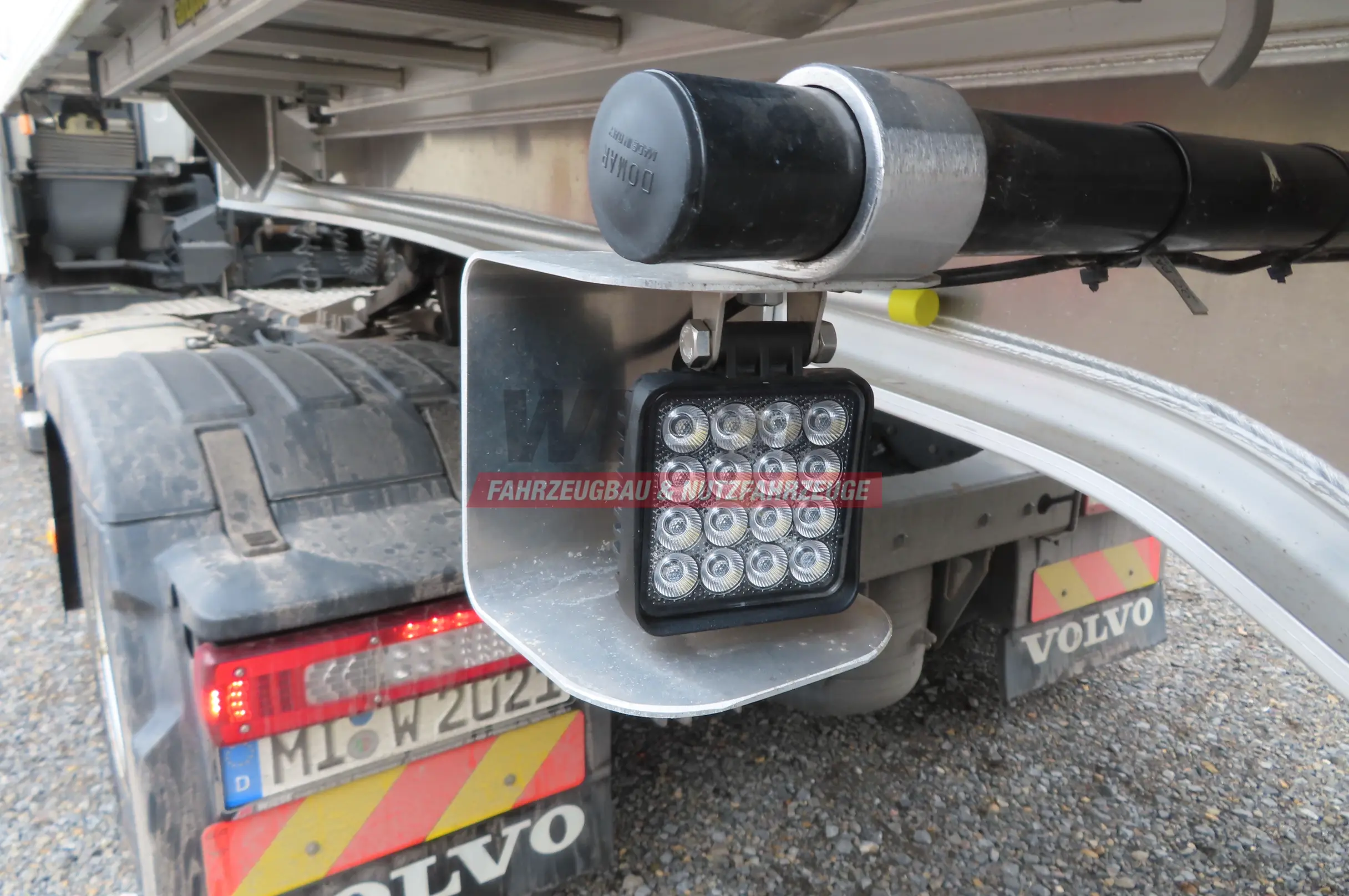 Benalu Benalu Agriliner 9500 H 2200 52m³