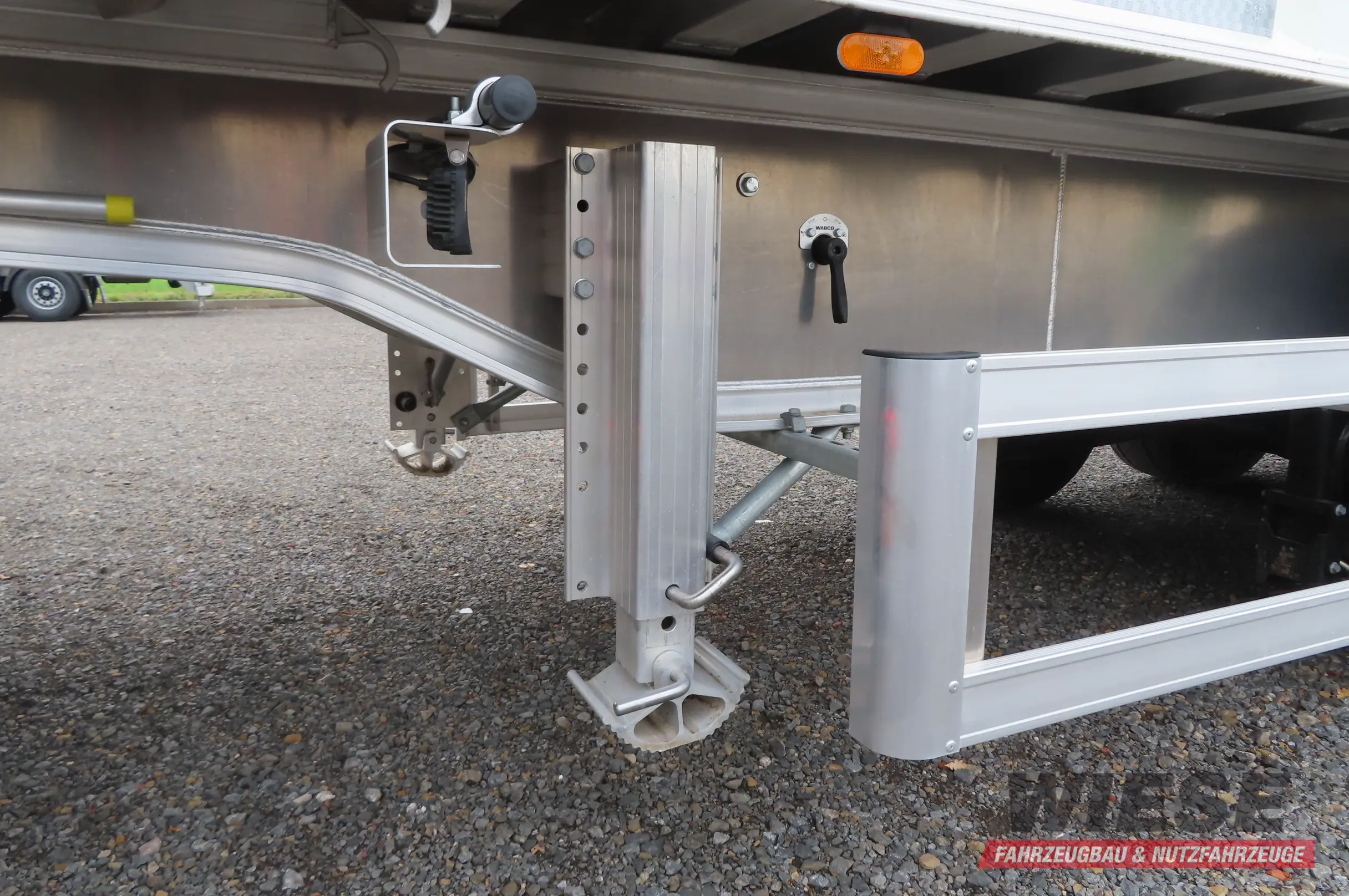 Benalu Benalu Agriliner 9500 H 2200 52m³