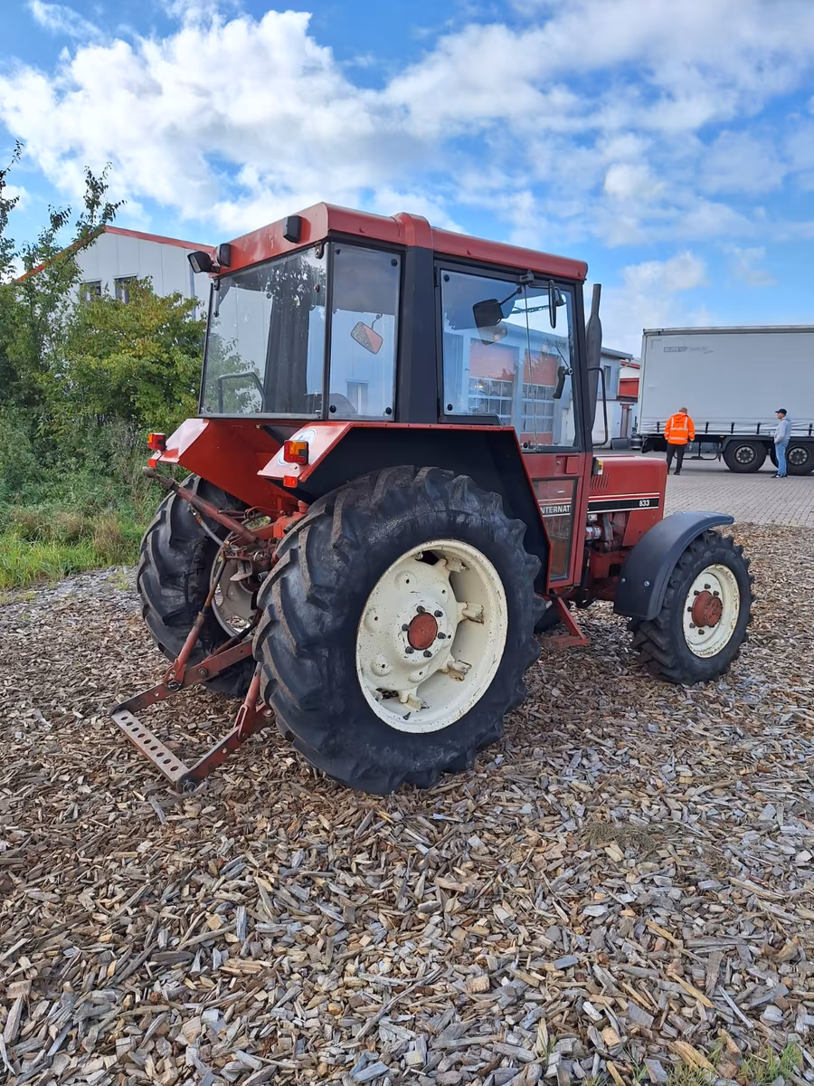 Andere IHC 833 Allrad Kabine