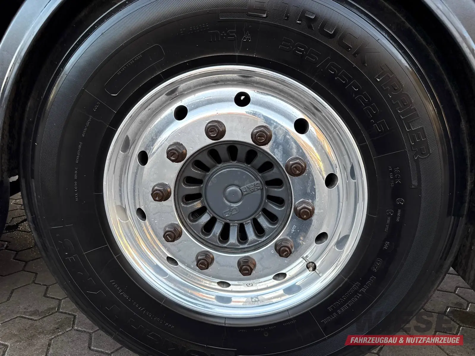 Knapen Knapen K200 3-Achs Schubboden Zellenradschleuse