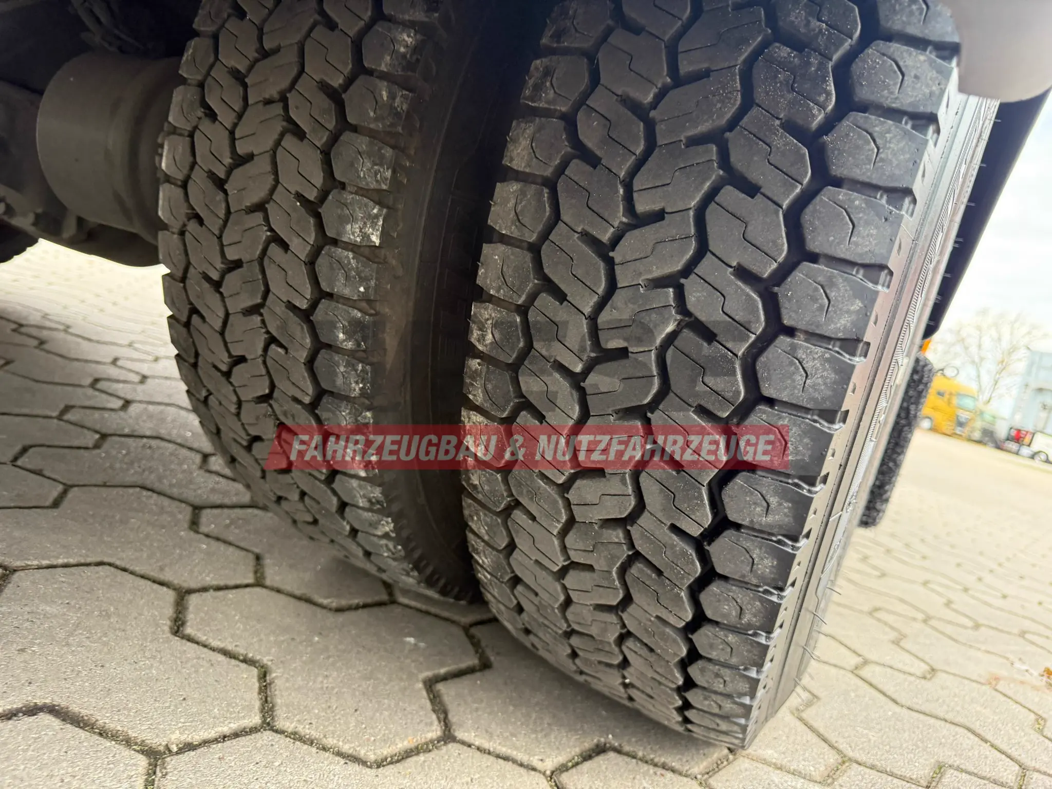 Mercedes-Benz Atego 918L Autotransporter mit BFZ Anhänger