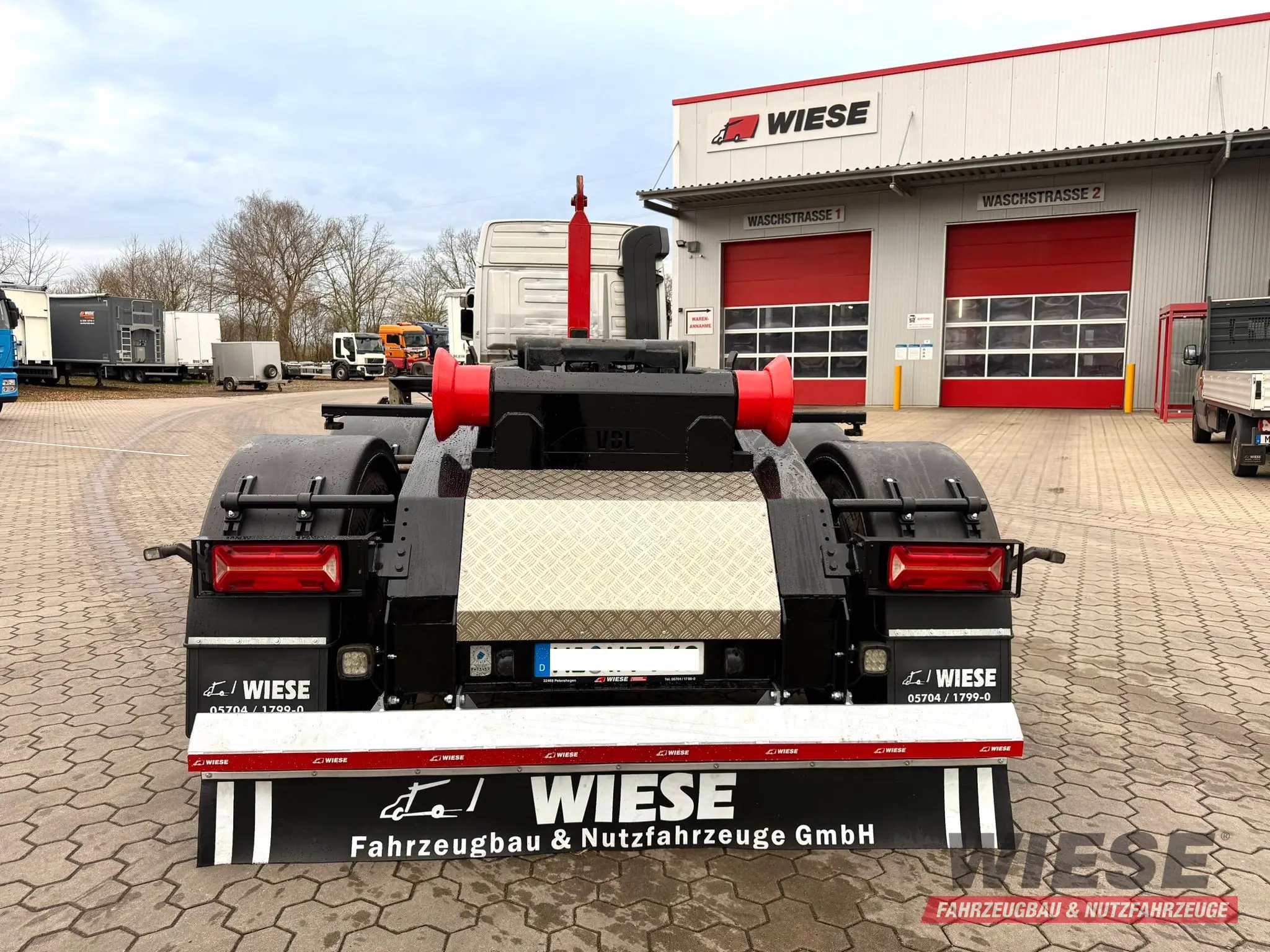 Andere Wiese SA 3 - 36 AK 30 Abrollkipper Hakenlift