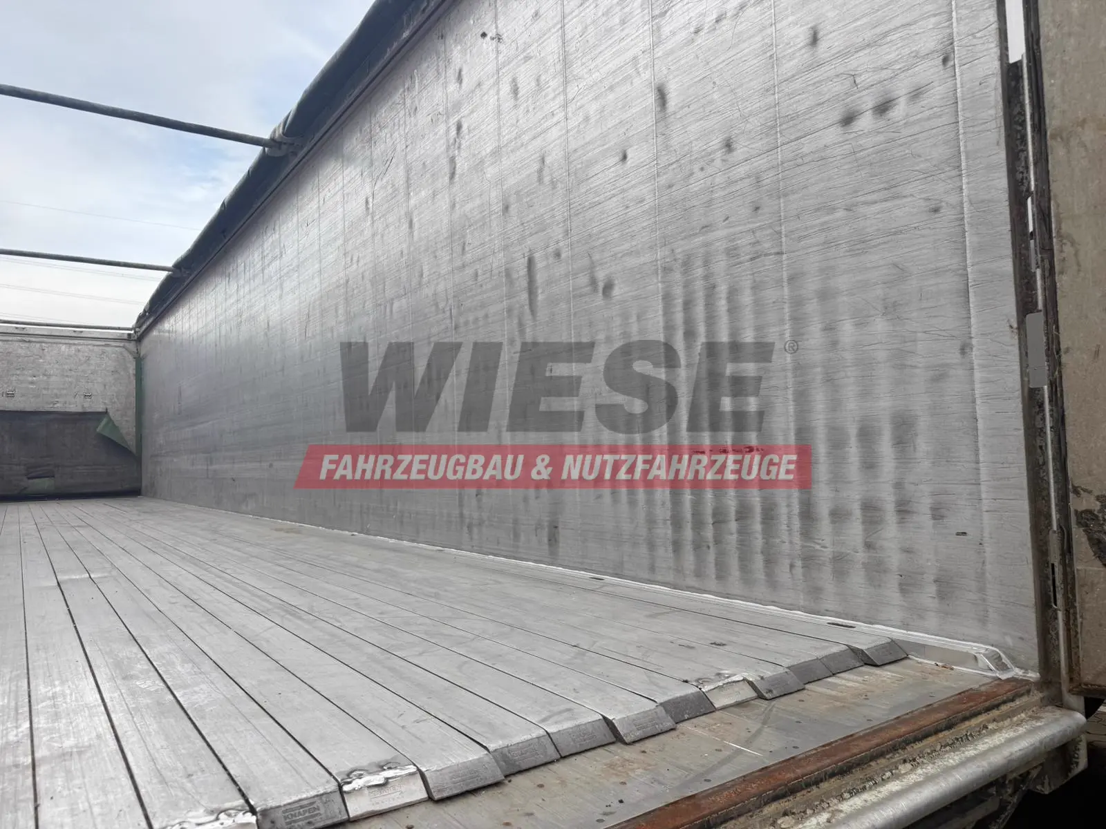 Knapen K502 Seitentüren Schubboden