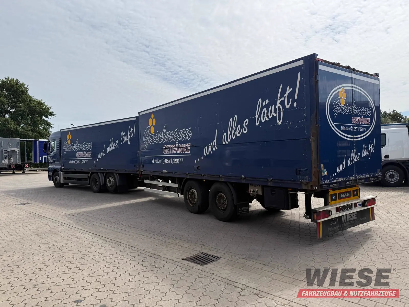 MAN TGA mit Kofferaufbau/Getränkeaufbau + Anhänger