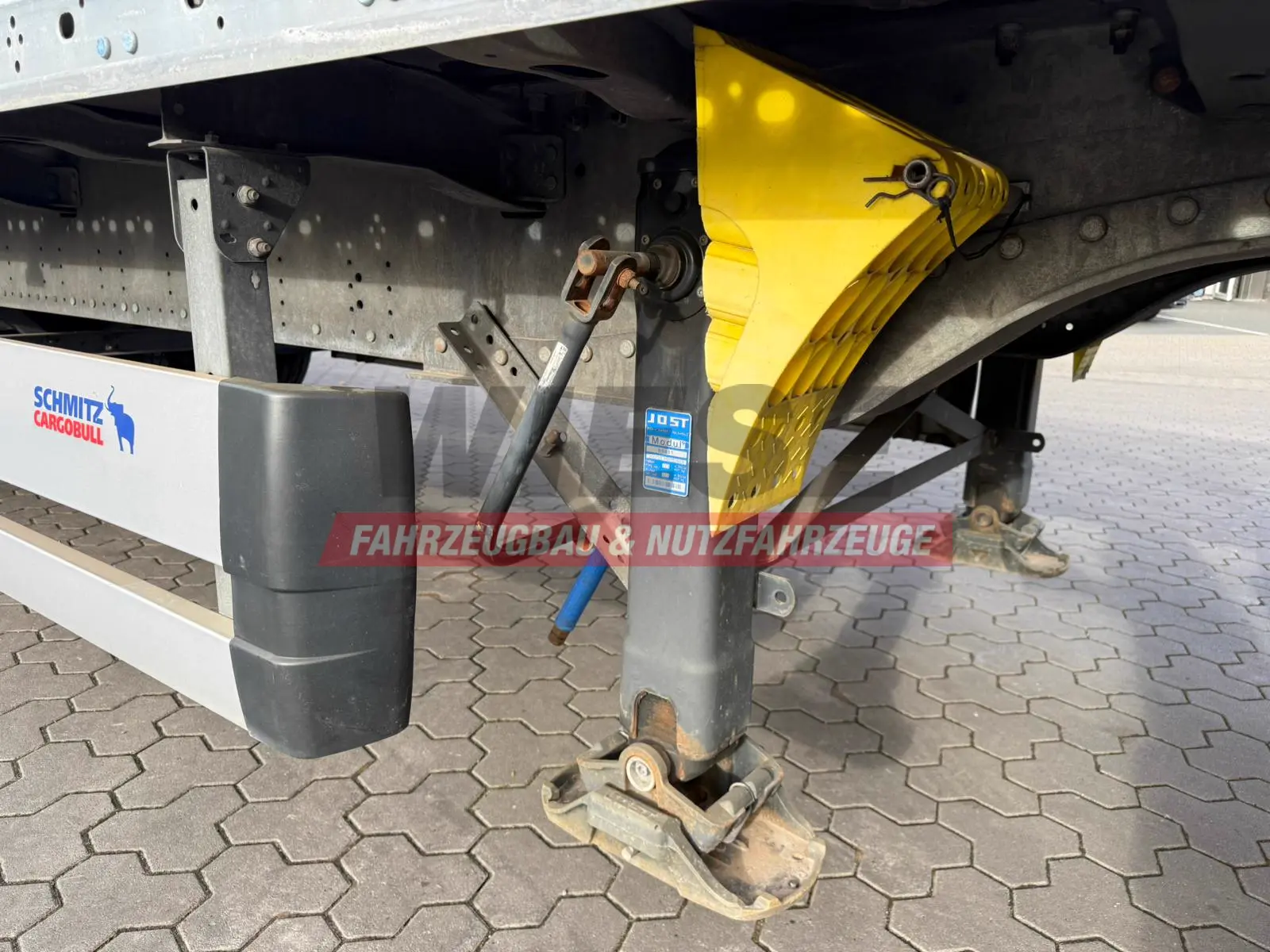 Schmitz Cargobull SCB S3T 3-Achs Plattform Auflieger Guter Zustand