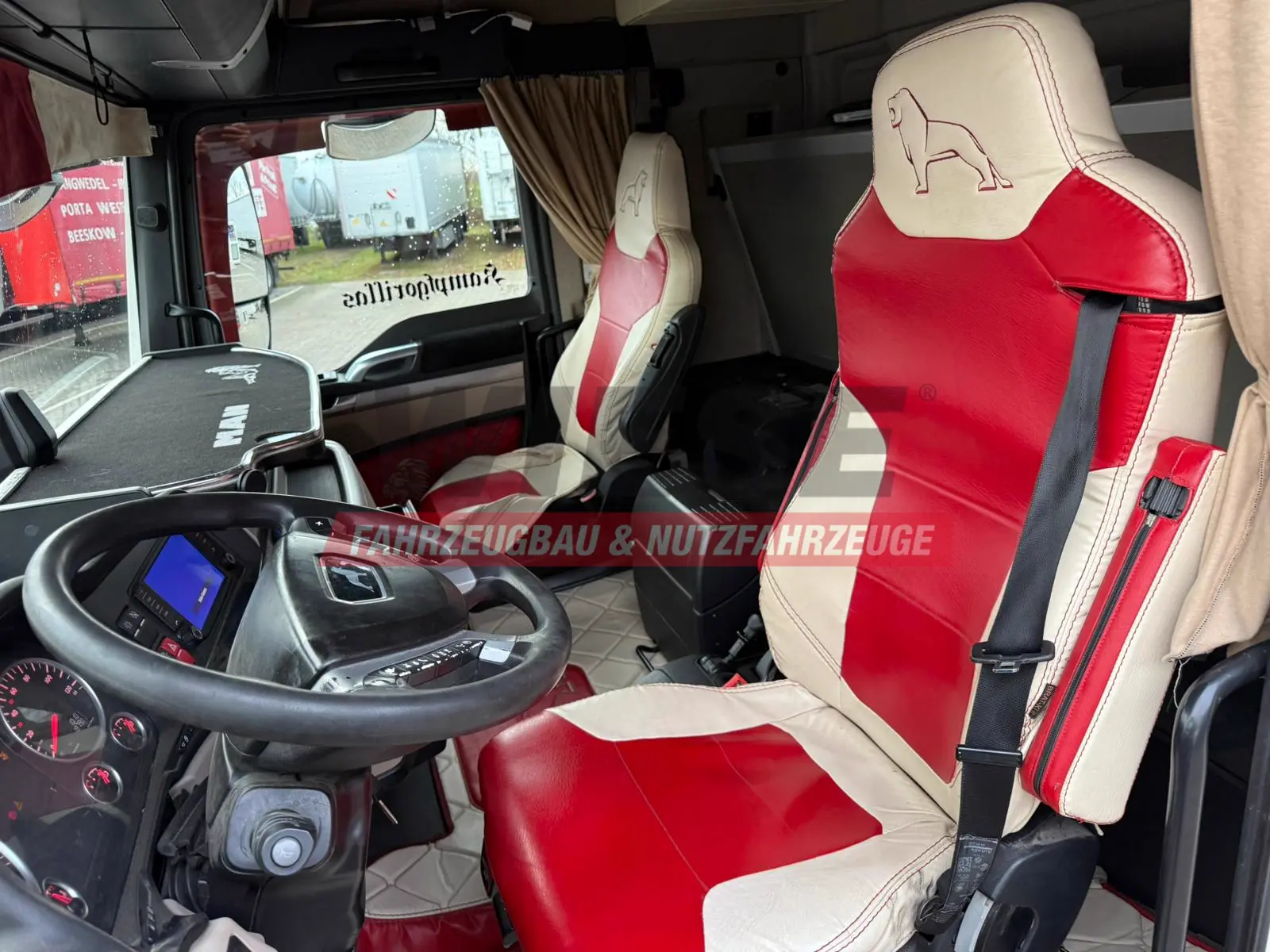 MAN TGX 26.500 6x2 Hydraulik Exklusiv Innenraum