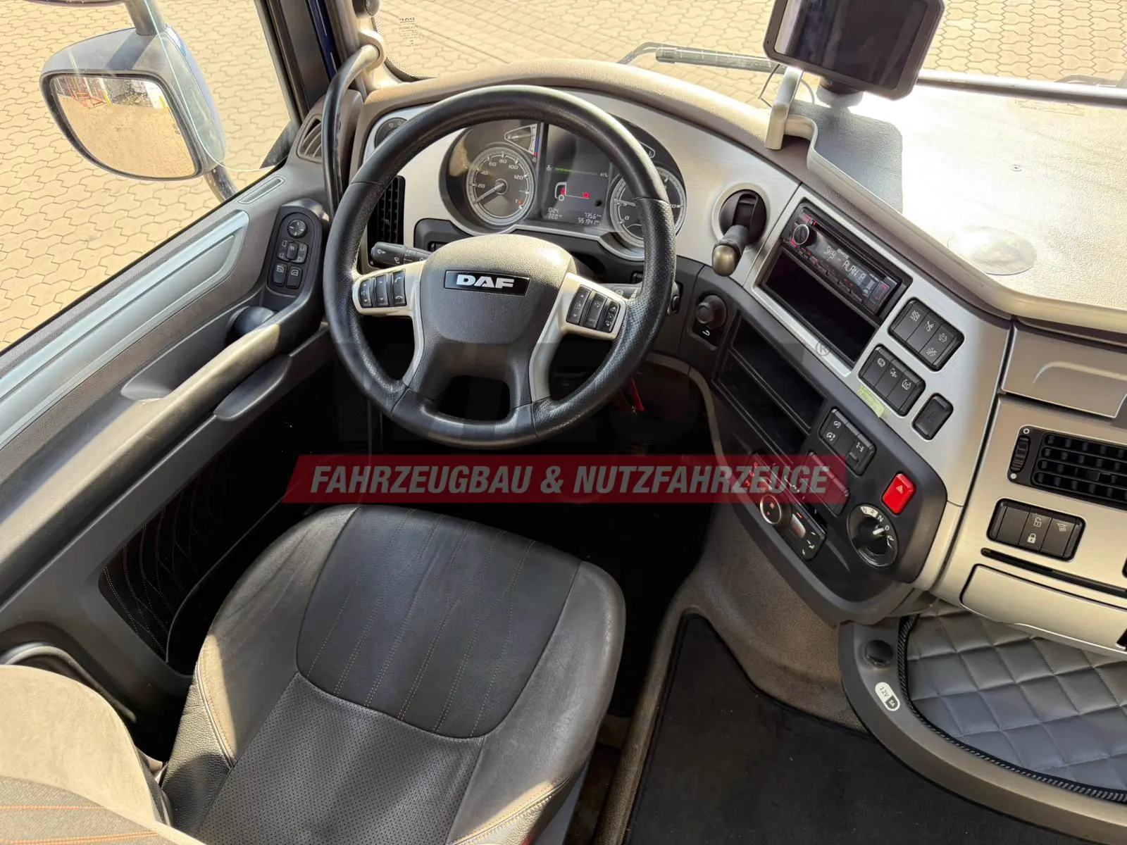 DAF XF 450 FT Hydraulik Schubboden