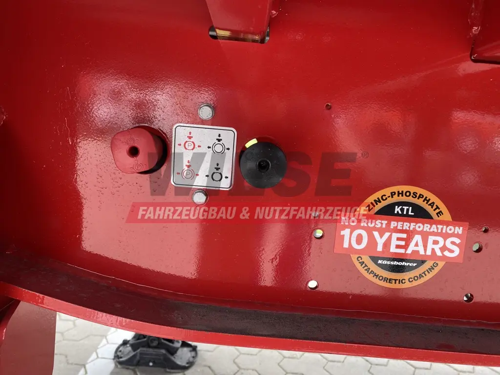 Kässbohrer K.SPO Libner Open Box