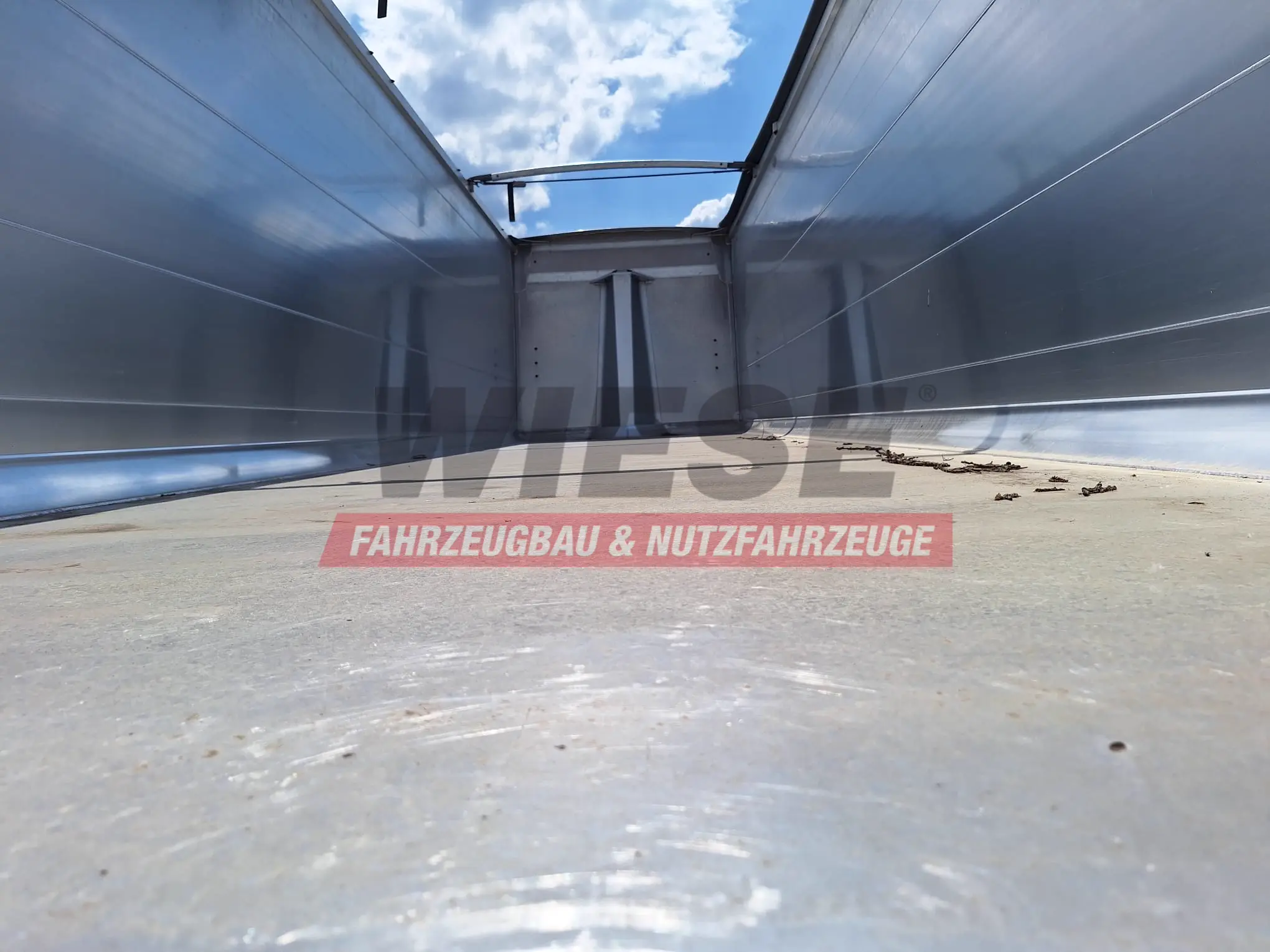 Benalu Bulkliner S 95  50m³ Kombiklappe