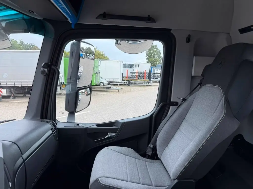 Mercedes-Benz Arocs 5 2651L 6 x4 Meiller RS 2170