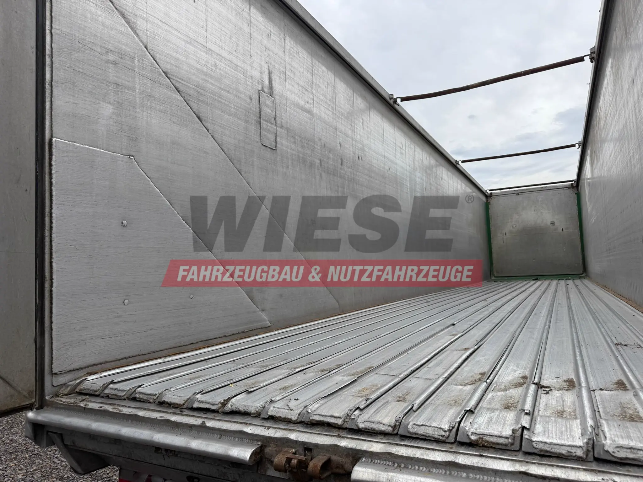 Knapen K100 Schubboden 92m³ HDI Boden ideal für Müll