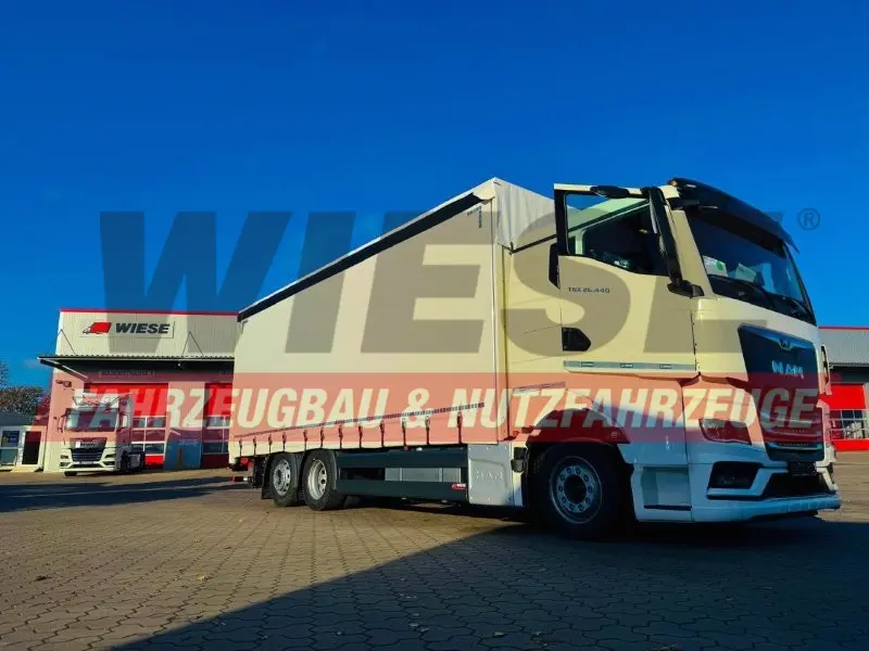MAN MAN TGX 26.440 6x2-4 LL CH