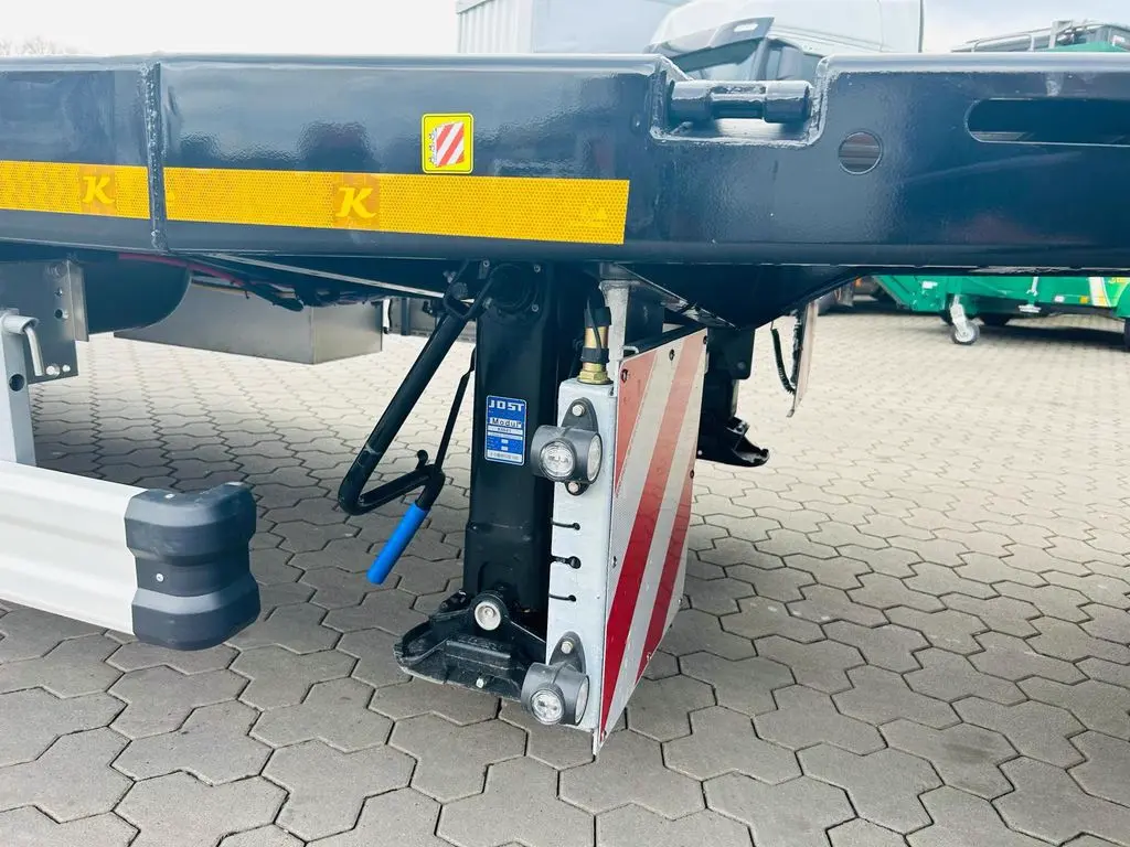 Kässbohrer SPS Mega Schwerlast Plattform Lenkachse