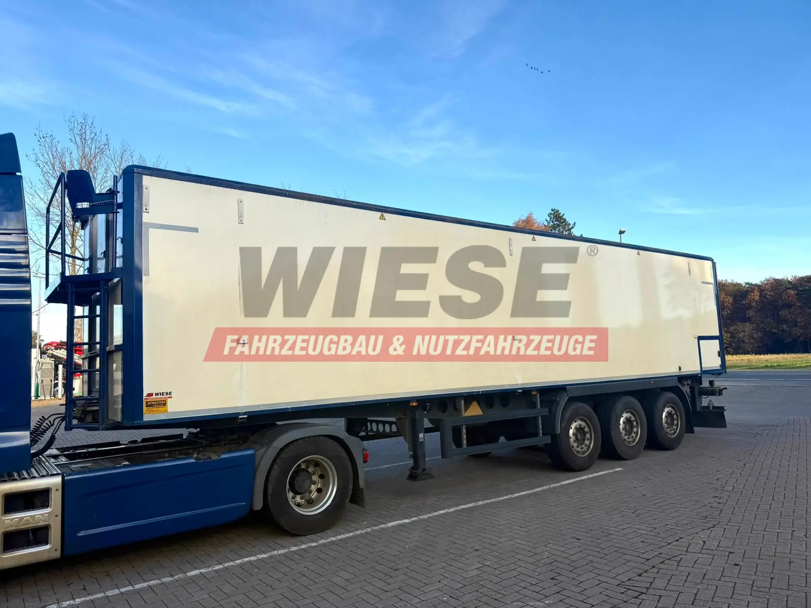 Wiese Kartoffelbandauflieger