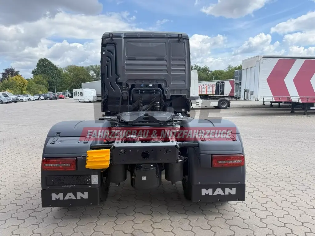 MAN TGX 18.480 4x4H HydroDrive mit Hydraulik