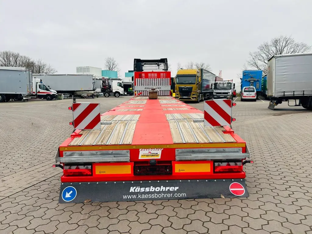 Kässbohrer SPA Mega Tele Plattform Auflieger
