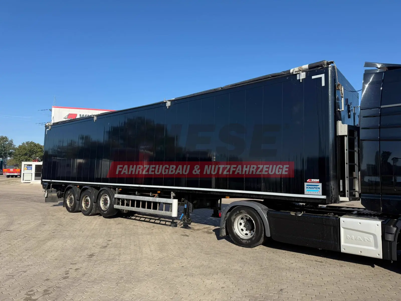 Knapen K502 Seitentüren Schubboden