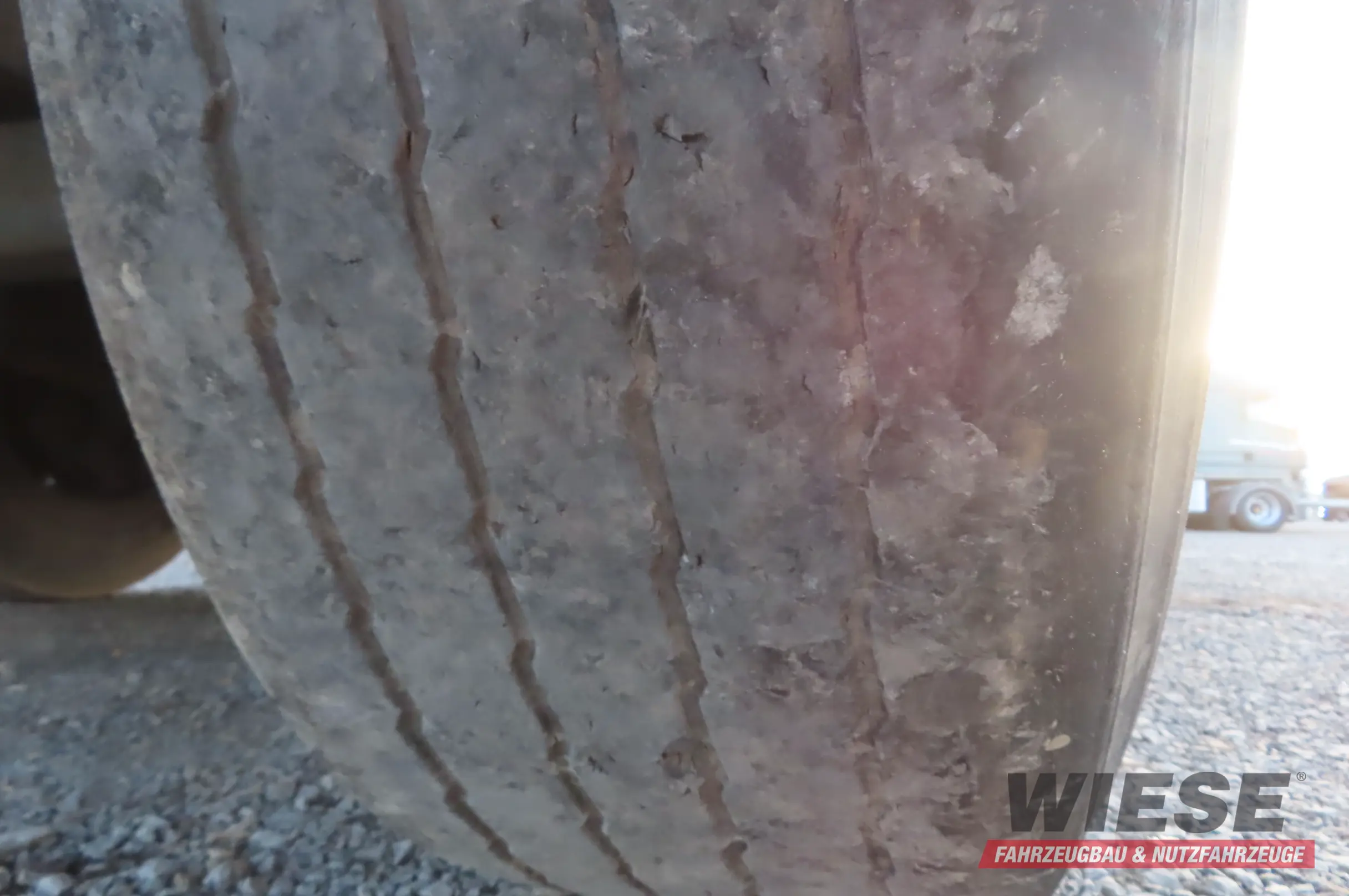 Benalu Benalu Kipper Landliner 50m³