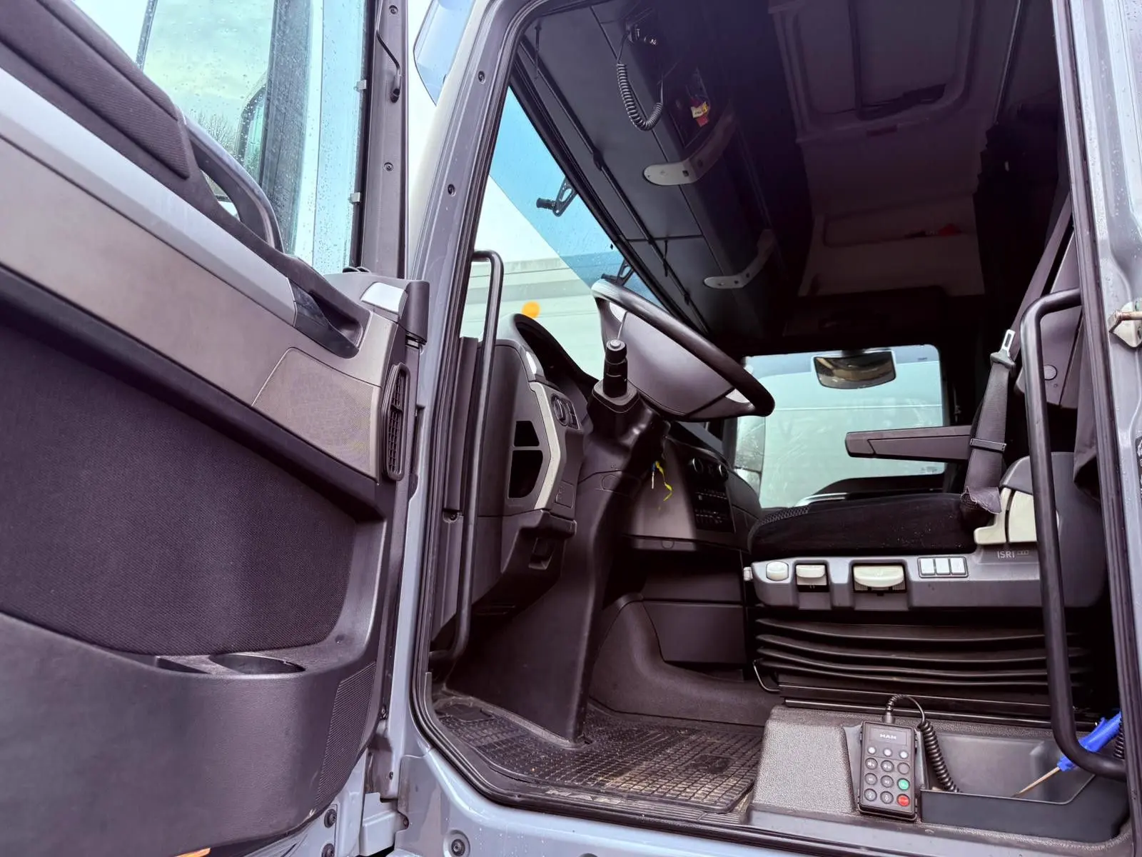 MAN TGX 18.440 LL Volumen LKW mit Staplerhalterung