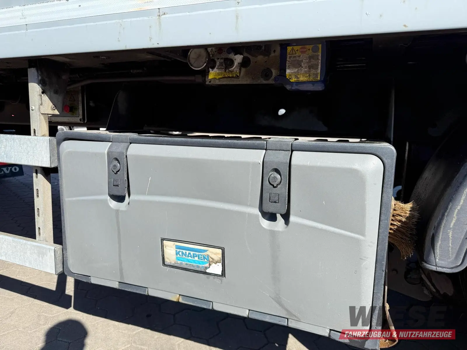 Knapen K100 Schubboden 92m³ 10 mm Boden, top Zustand