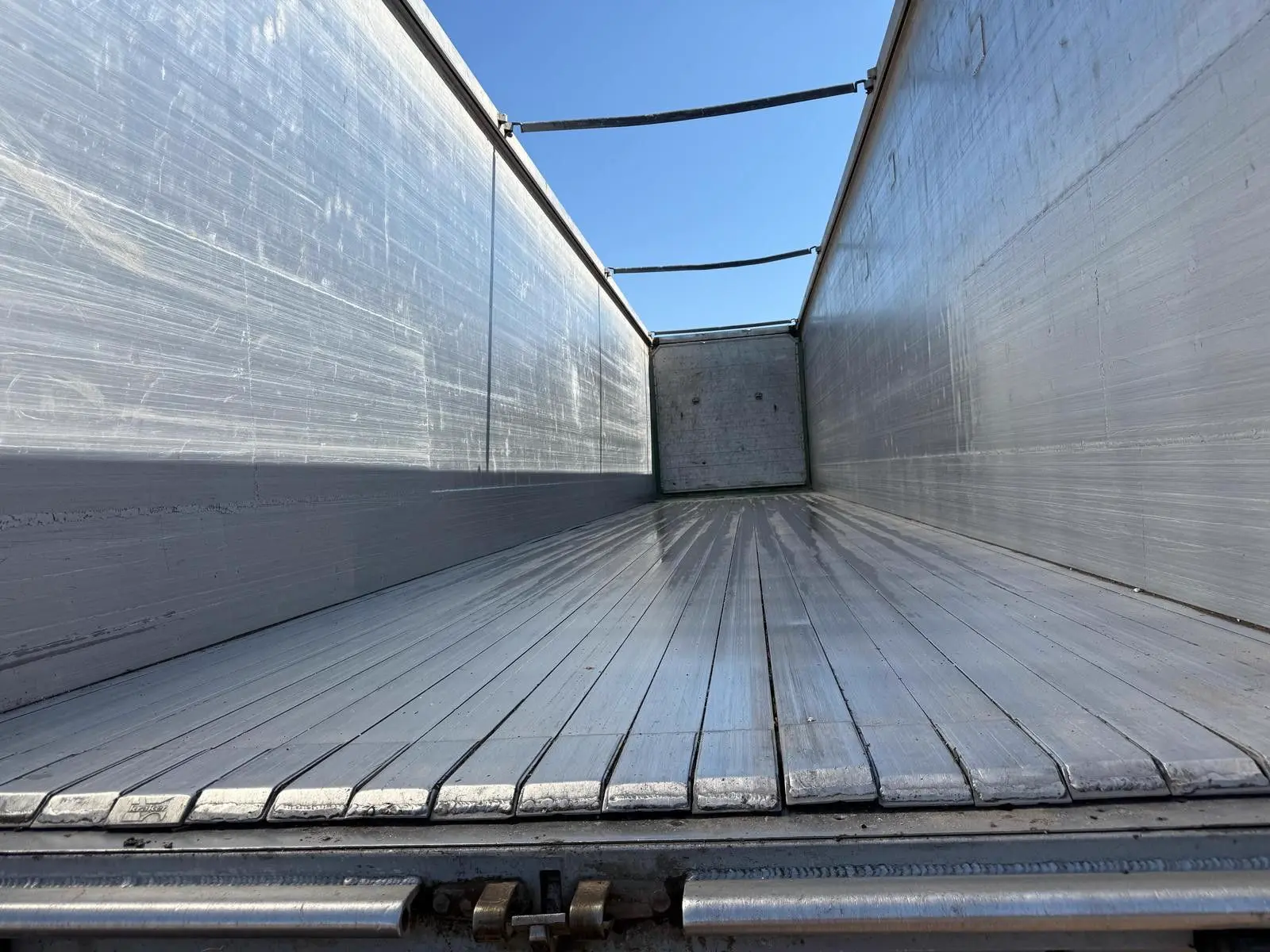 Knapen K100 Schubboden 92m³ 10 mm Boden, top Zustand