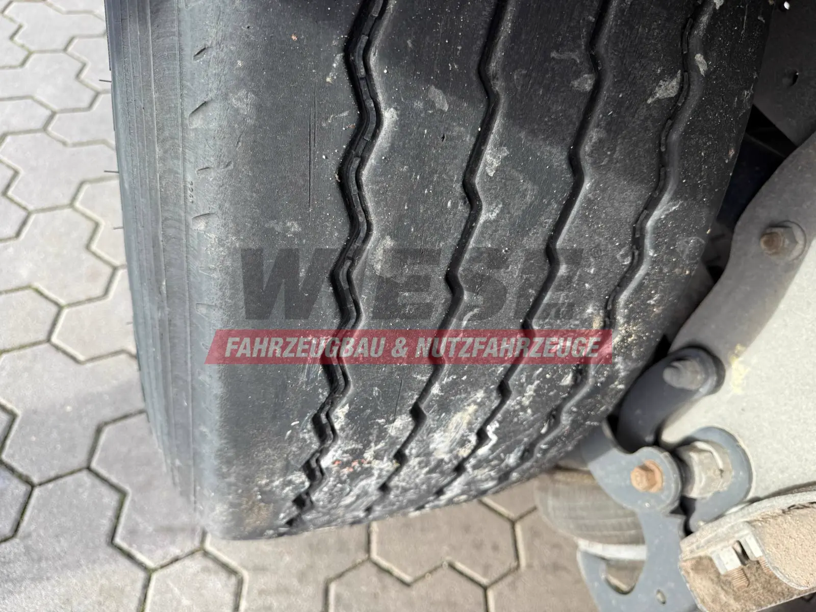 Schmitz Cargobull SCB S3T 3-Achs Plattform Auflieger Guter Zustand