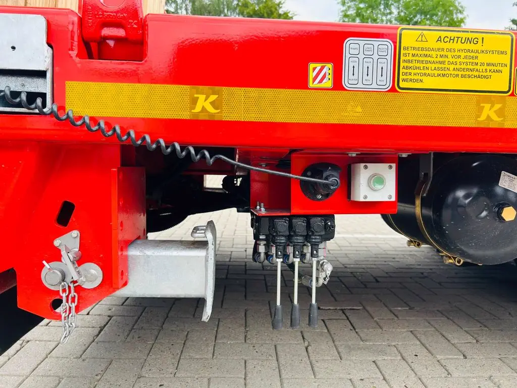 Kässbohrer KSLA RJ Mega Jumbo Tieflader mit Radmulden tele