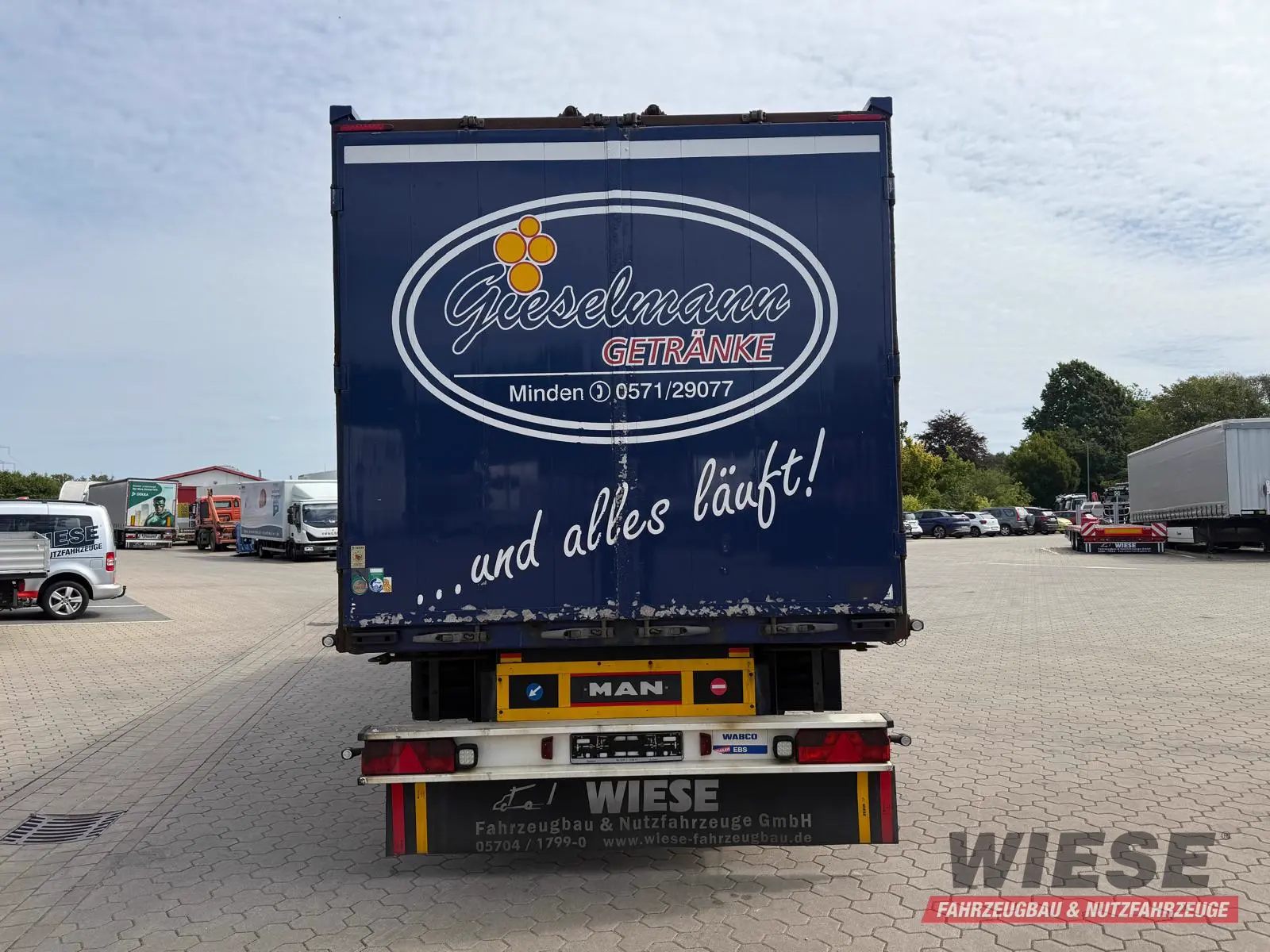 MAN TGA Schwenkwand-Getränkeaufbau incl. Anhänger