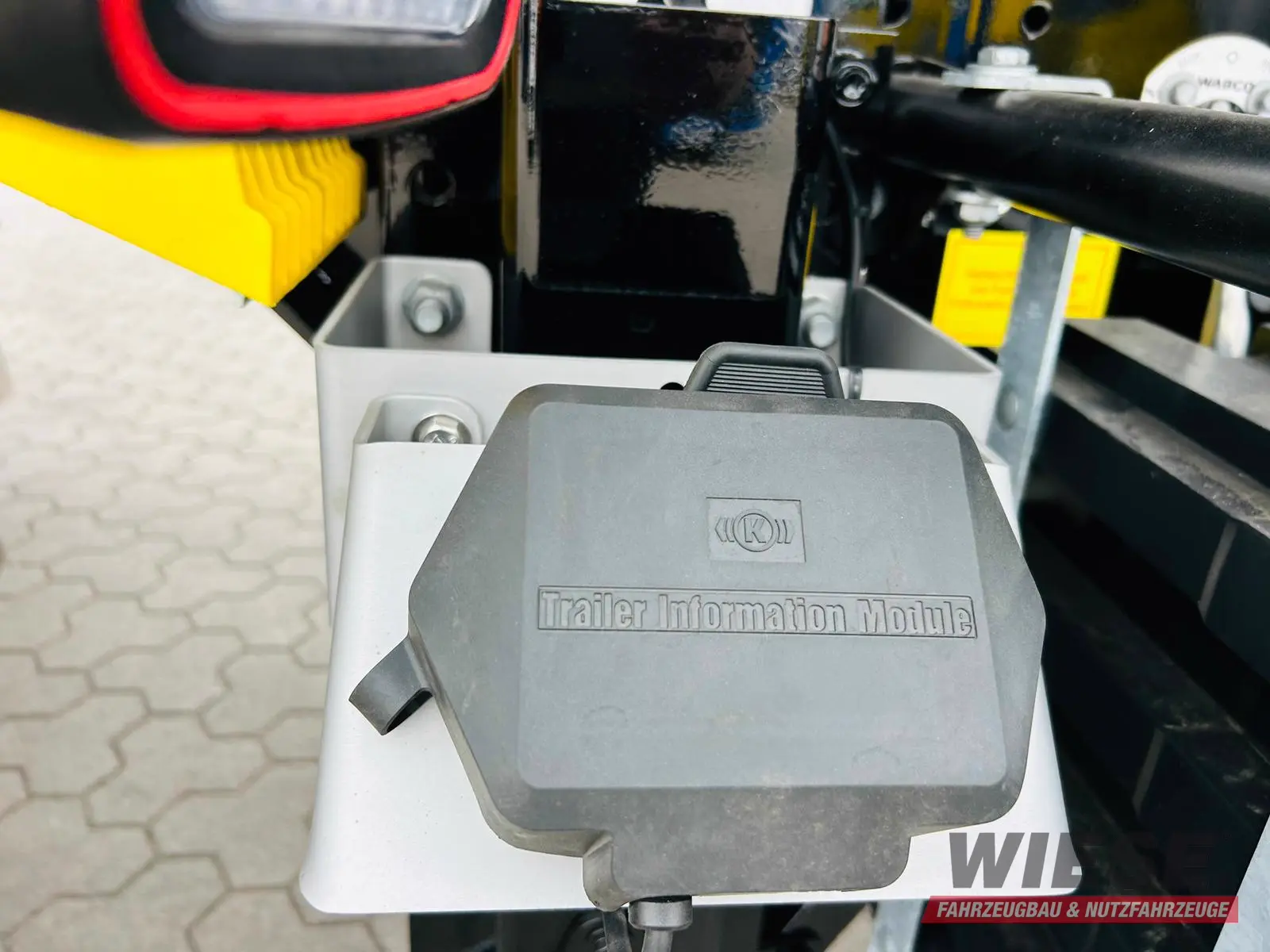 Kempf SKM 36/3 SHL-Light 3-Achs Stahl Kipper 51m³