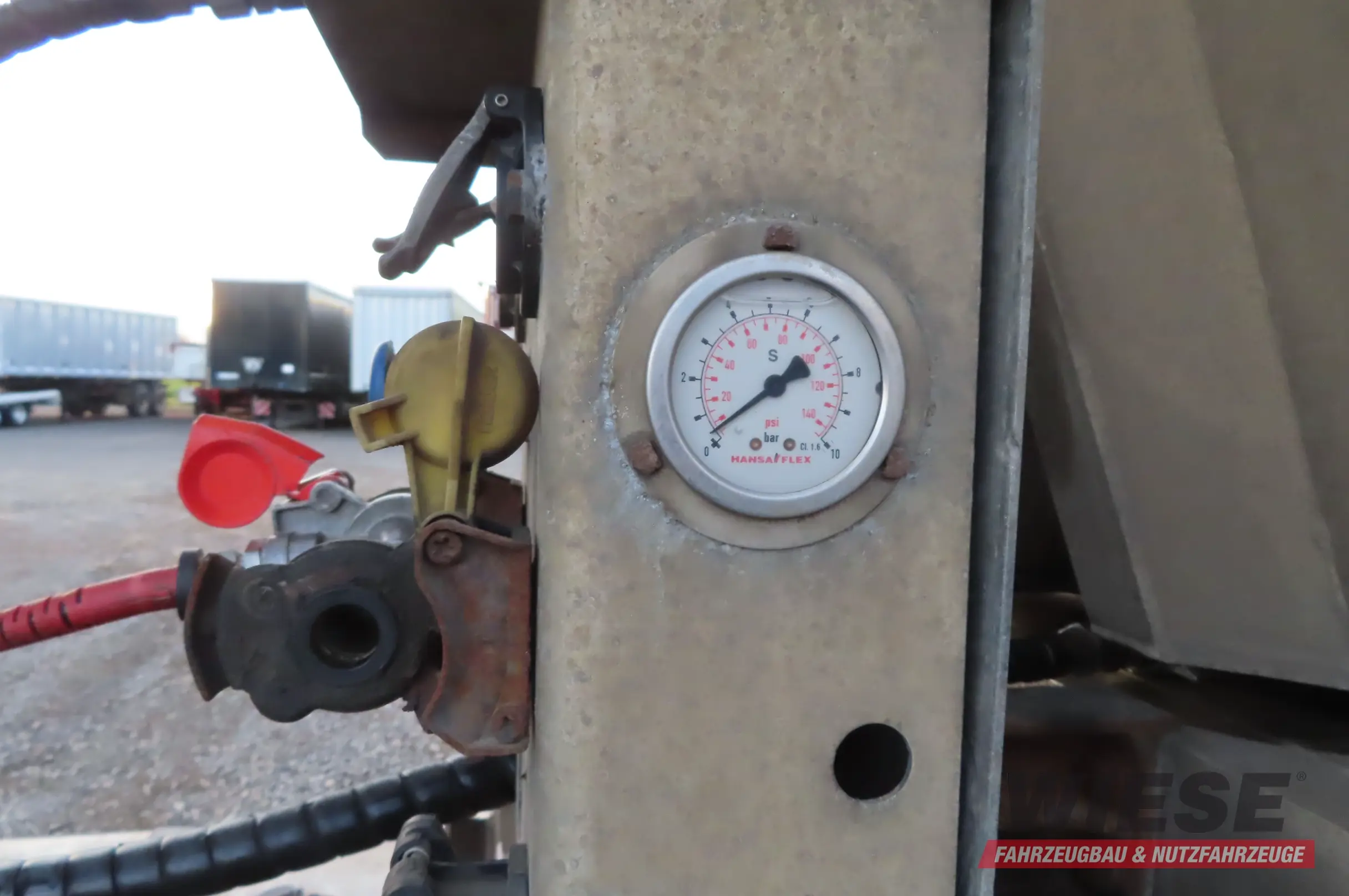 Benalu Benalu Kipper Landliner 50m³