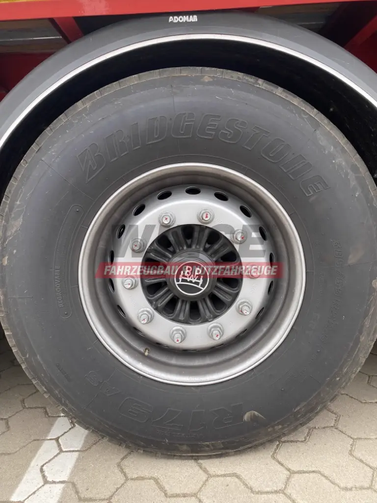 Kässbohrer K.SPO Libner Open Box