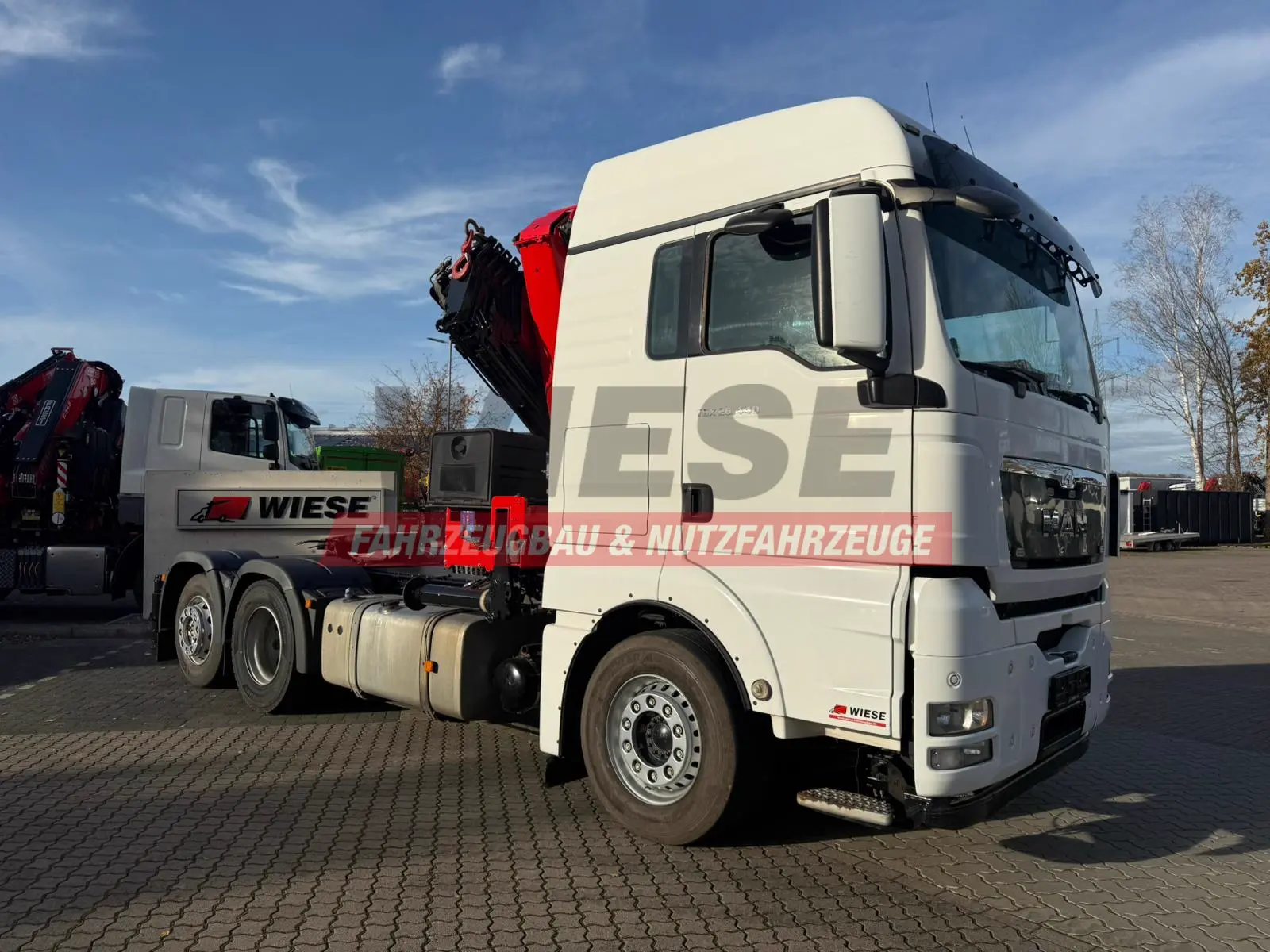 MAN TGX 26.440 6x2 mit HMF 3000-5 Kran TÜV NEU